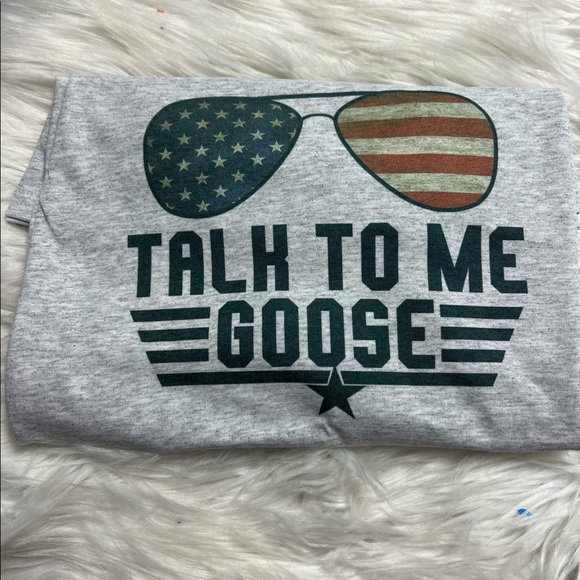 COPY - Brand-new talk to me goose top gun Maverick unisex T-shirt - Picture 1 of 1
